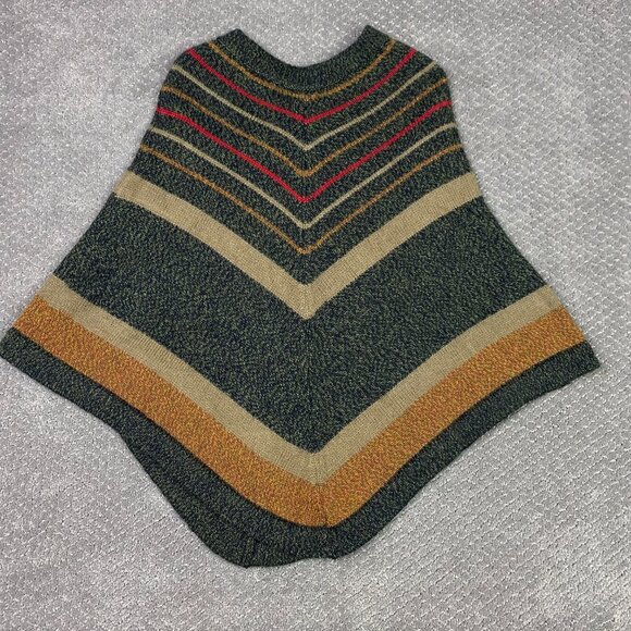American South Side Alpaca Wool Poncho Made in Peru Green Shawl Shrug Sweater - Picture 3 of 8